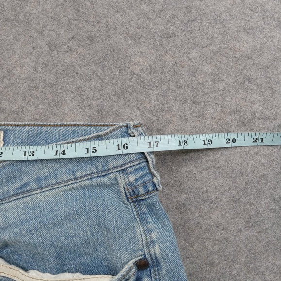 Wrangler Jeans Mens 33x30 Relaxed Boot Light Wash Blue Bootcut Stretch Denim - Picture 2 of 11